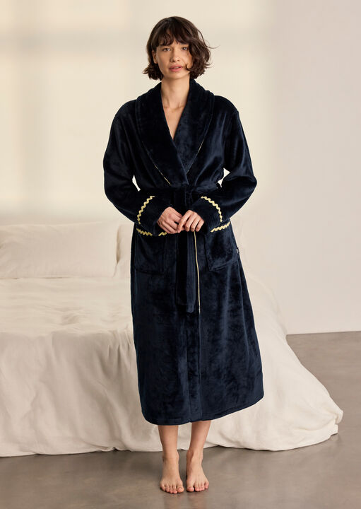 Chelsea Peers Good Night Cotton Embroidered Robe image number 0.0
