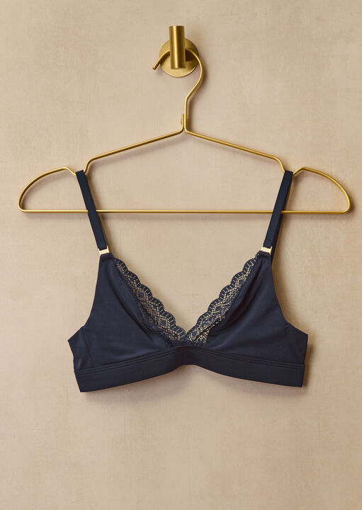 Nellie Soft Non Pad Bralette image number 4.0