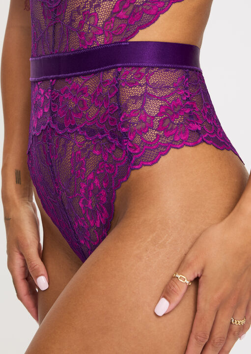 Hold Me Tight Body image number 4.0