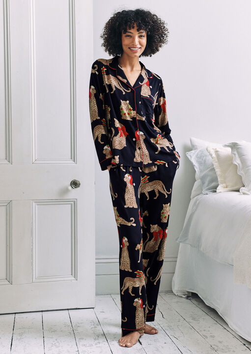 Christmas Leopard Long Sleeve Set image number 0.0