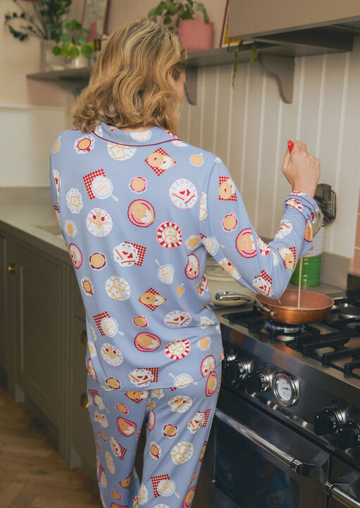 Breakfast Revere Cotton Long Sleeve Pyjama Set image number 1.0