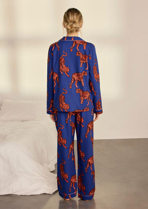 Chelsea Peers Tiger Revere Cotton Long Sleeve Pyjama Set image number 2.0
