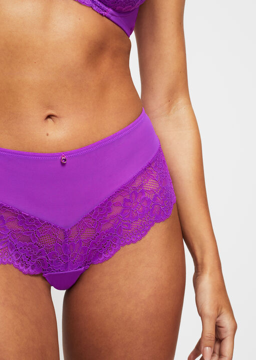 Sexy Lace Short image number 4.0