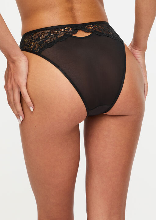 Caged Lily Brazilian image number 2.0