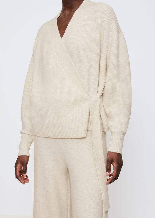 Amourette Cozy Cardigan  image number 3.0
