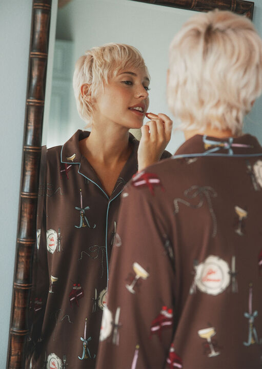 Girl Dinner Revere Collar Long Sleeve Pyjama Set  image number 4.0