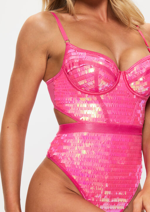 Hold Me Tight Body image number 4.0