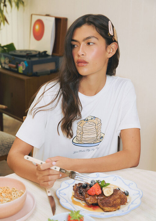 Pancake Stack Cotton Short Sleeve Pyjama Set image number 3.0