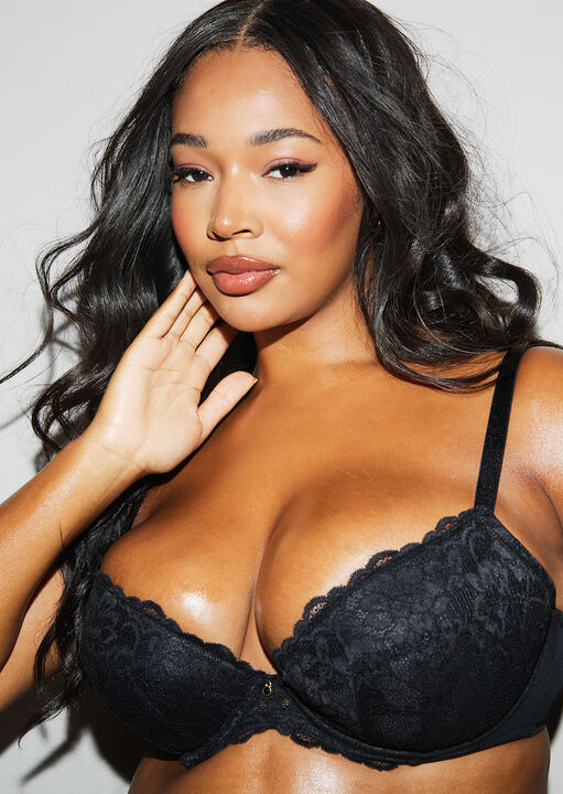 Sexy Lace Padded Plunge Bra image number 3.0
