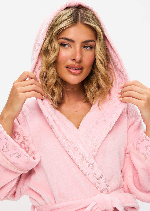 Signature Sparkle Fluffy Robe image number 3.0
