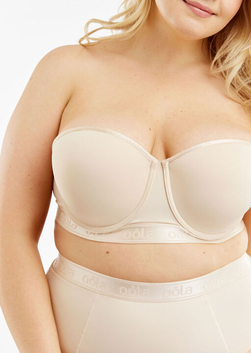 Everyday Microfibre Padded Strapless  image number 2.0