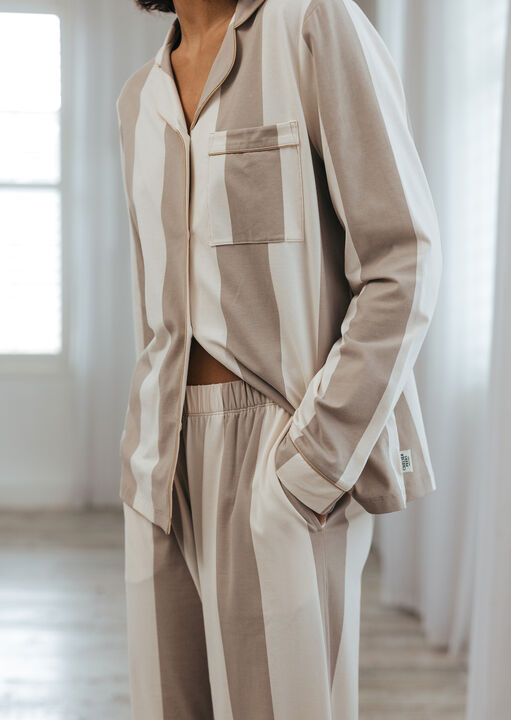 Stripe Revere Long Sleeve Set image number 4.0