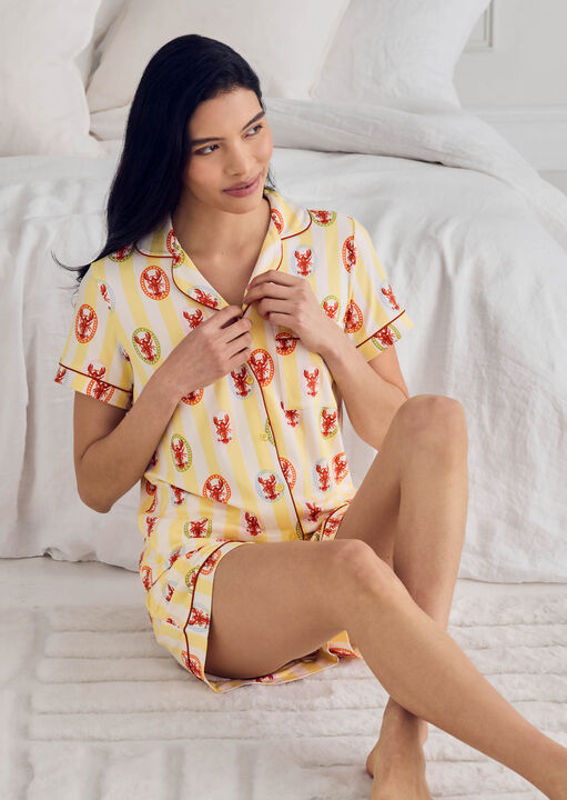 Lobster Revere Short Sleeve Set image number 3.0