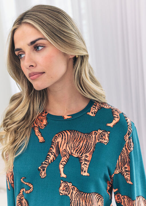 Tiger Print Long Sleeve Set image number 1.0