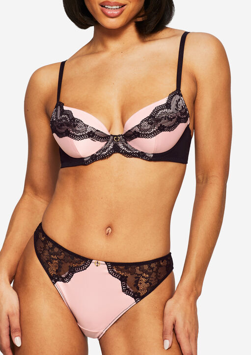 Infatuation Brazilian image number 0.0