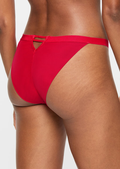 Zadie Brazilian image number 3.0