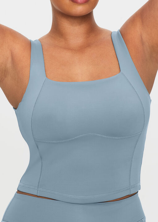 Melanie Vest image number 8.0