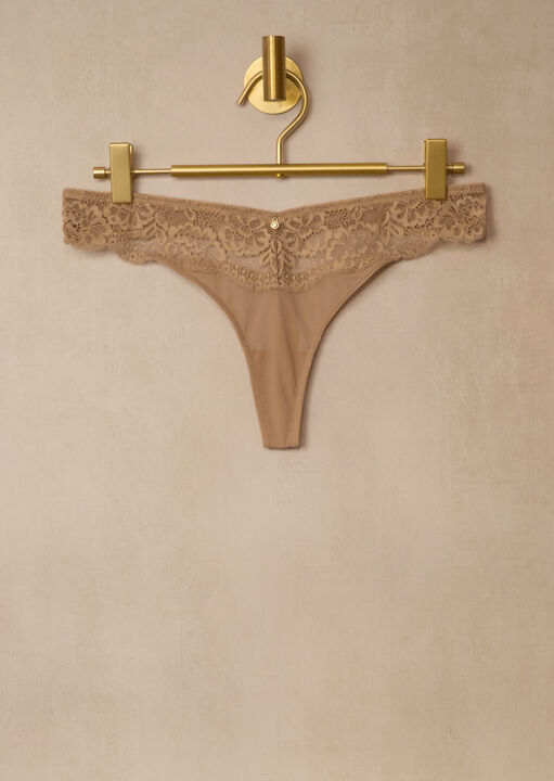 Sexy Lace Thong image number 1.0
