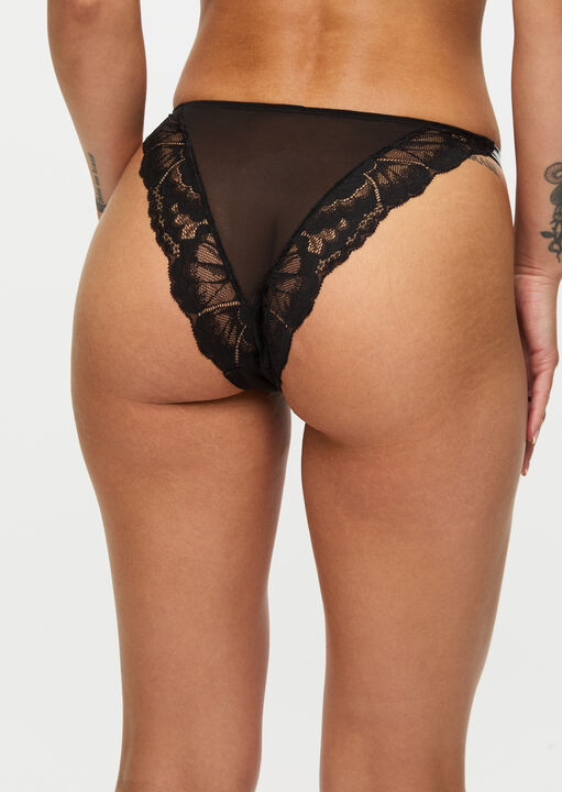 Unmistakable Brazilian image number 2.0