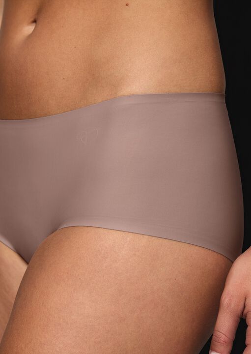 Body Make Up Illusion Short  image number 3.0