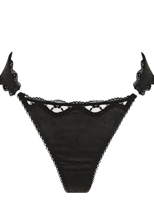 Priscilla Thong image number 3.0