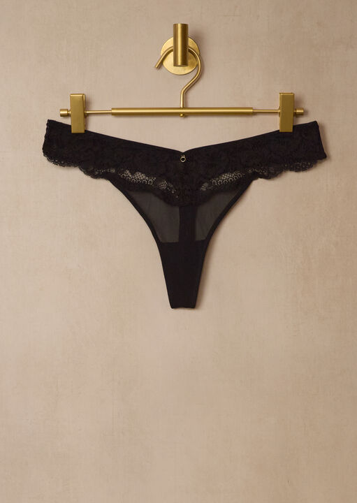 Sexy Lace Thong image number 5.0