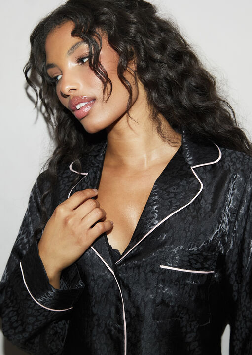Signature Satin Pyjama Shirt & Trousers Set image number 4.0