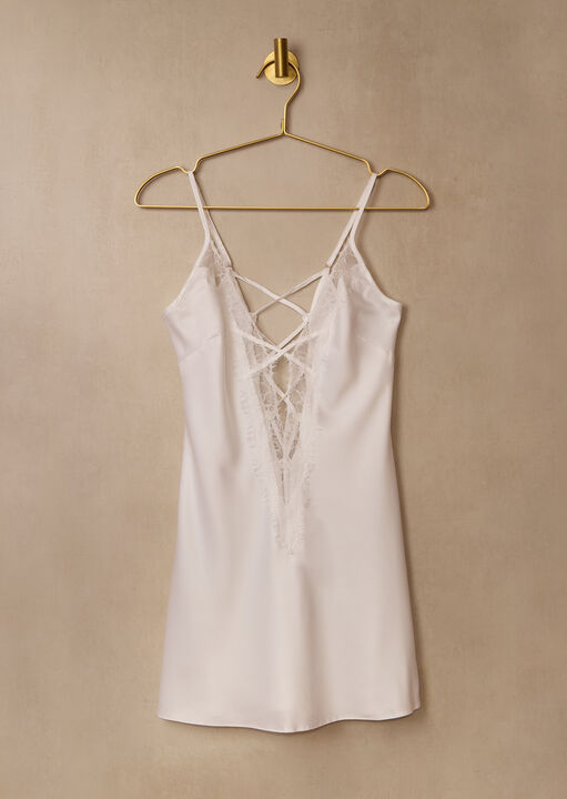 Cherryann Chemise image number 4.0