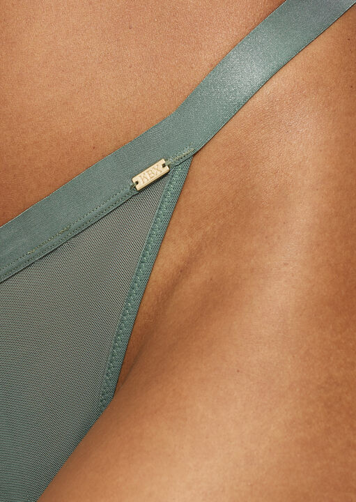 Zadie String image number 4.0
