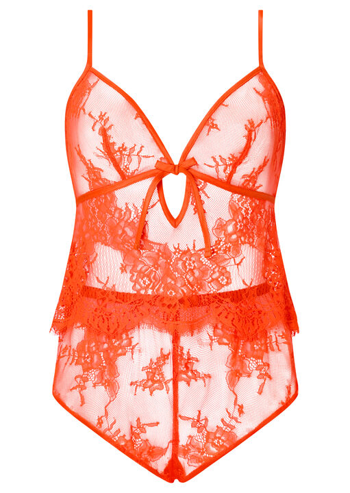 Availing All Over Lace Cami Top & Shorts Set image number 4.0
