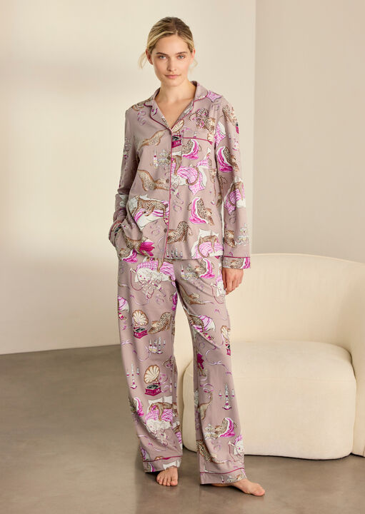 Chelsea Peers Sleeping Leopard Long Sleeve Pyjama Set image number 0.0