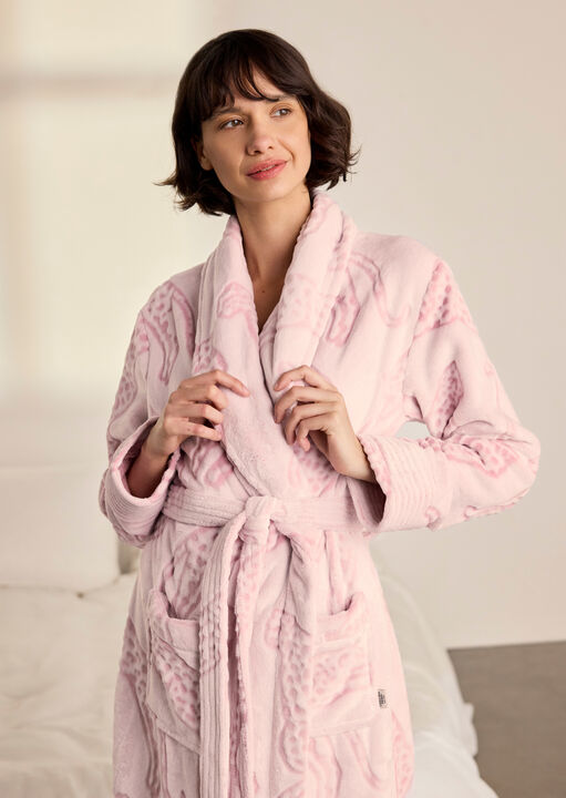 Chelsea Peers Lino Leopard Robe image number 1.0
